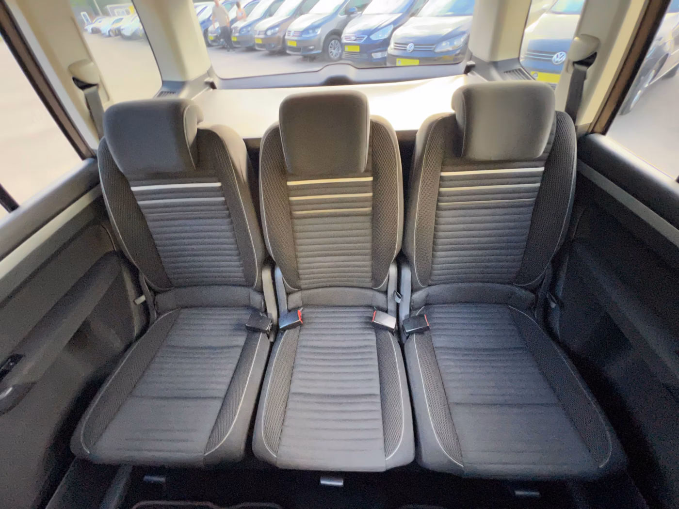 Volkswagen Touran фото 14