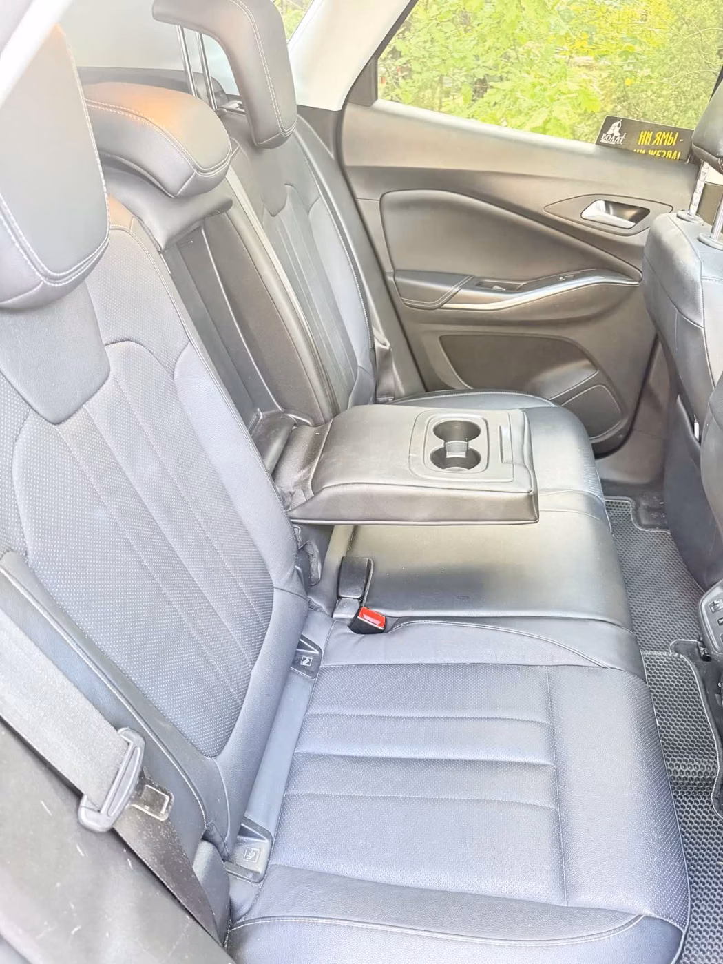 Opel Grandland X фото 12