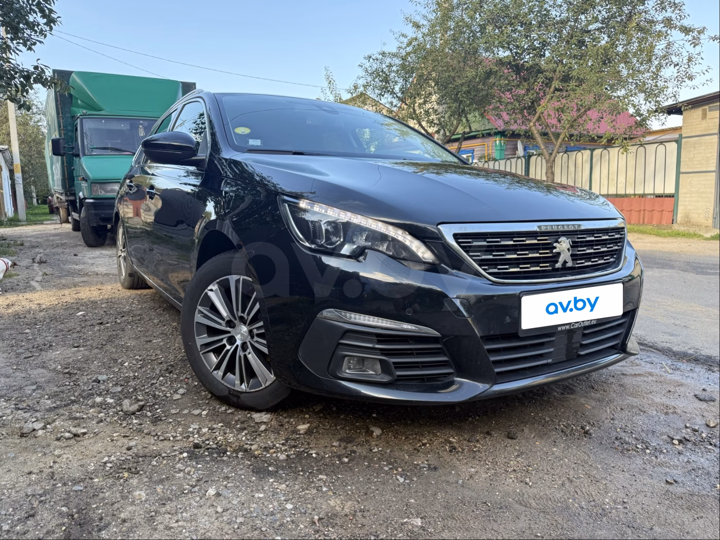 Peugeot 308 фото 6