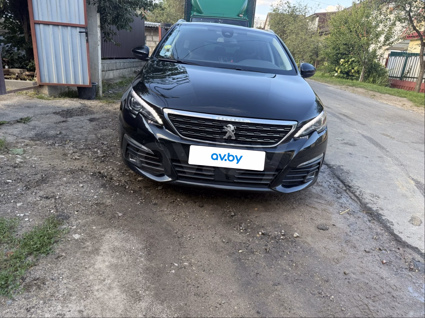 Peugeot 308 фото 11
