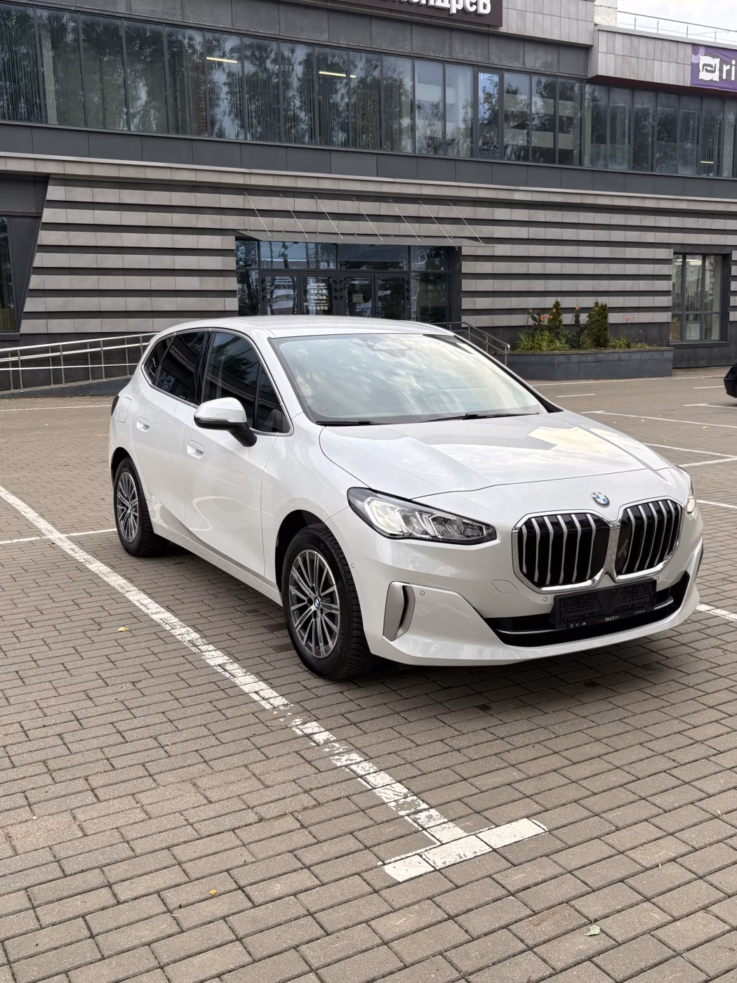 BMW 2 серия Active Tourer фото 2