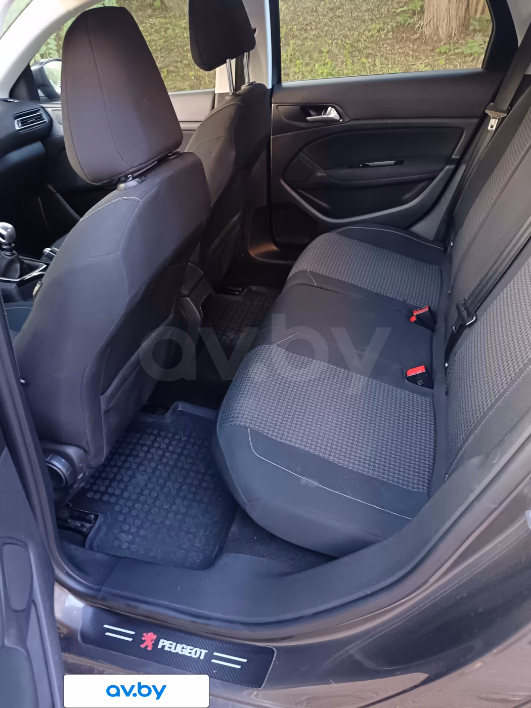 Peugeot 308 фото 8