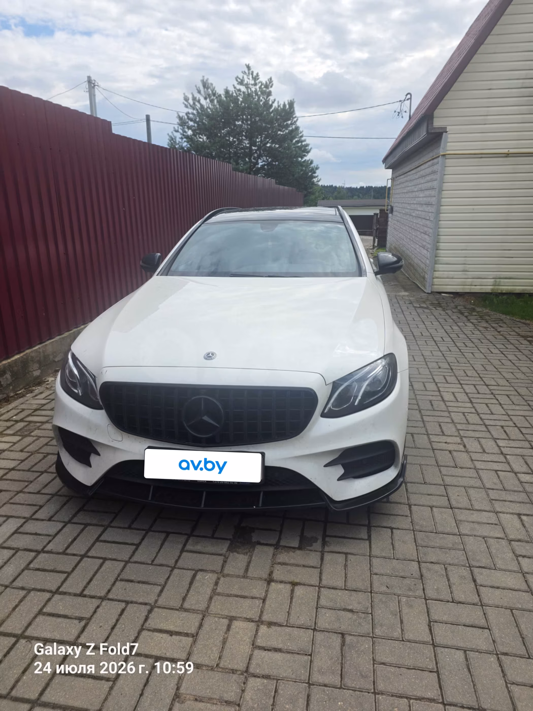 Mercedes-Benz E-Класс фото 2
