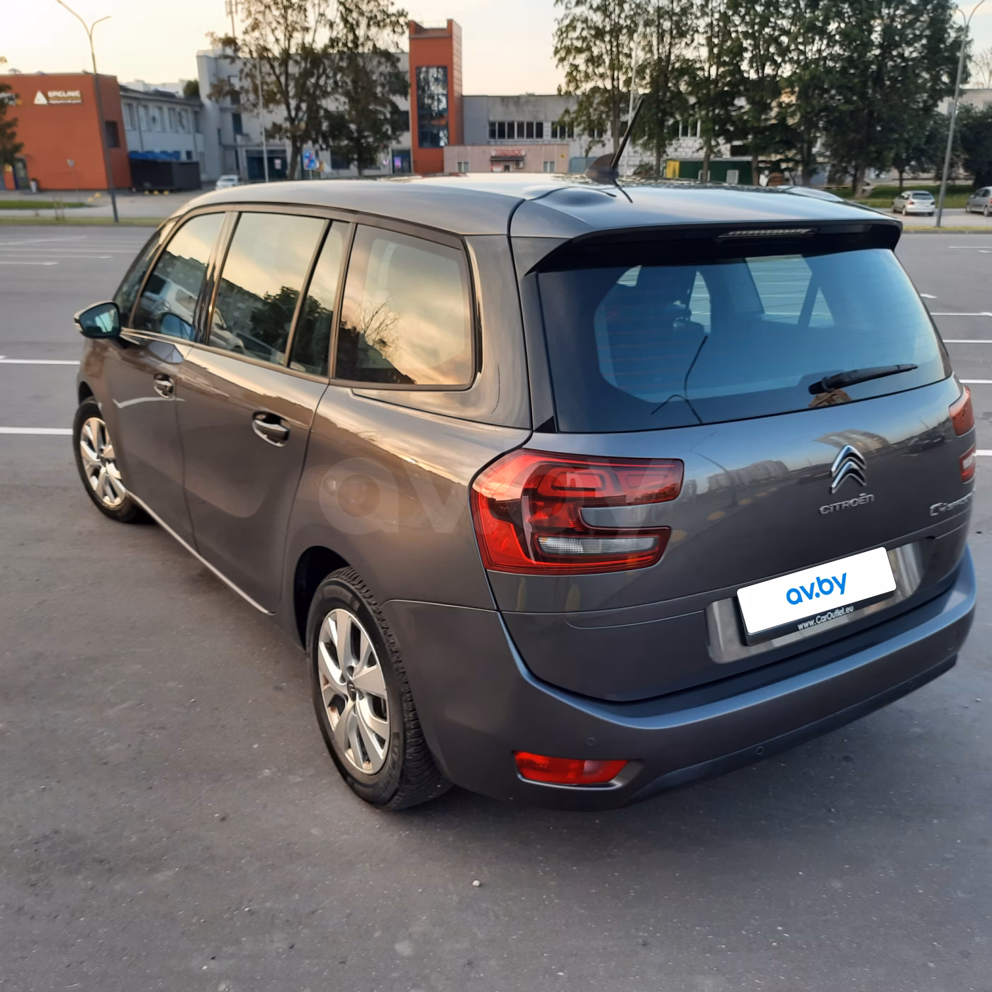 Citroen C4 Grand Spacetourer фото 15