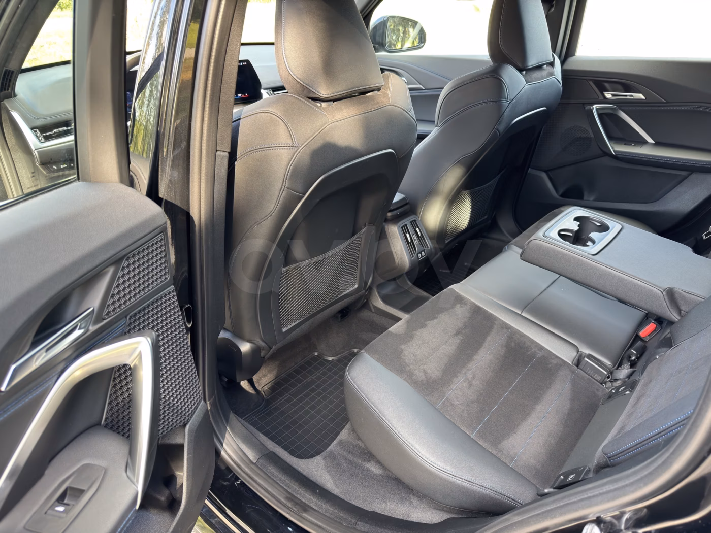 BMW X1 фото 9