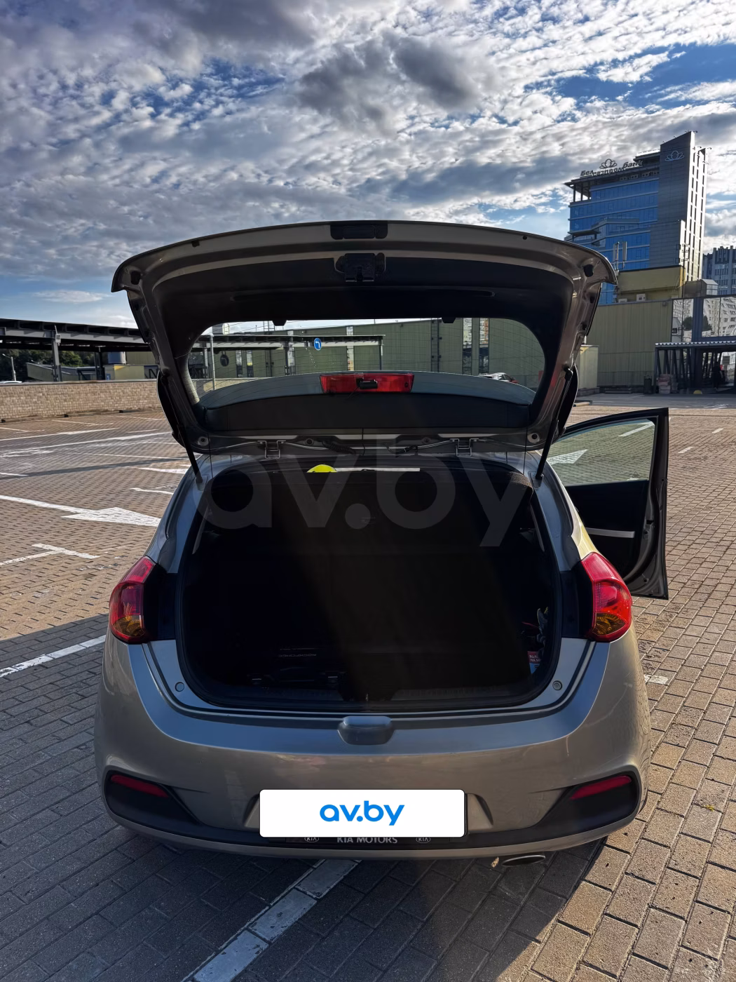 Kia Cee'd фото 10