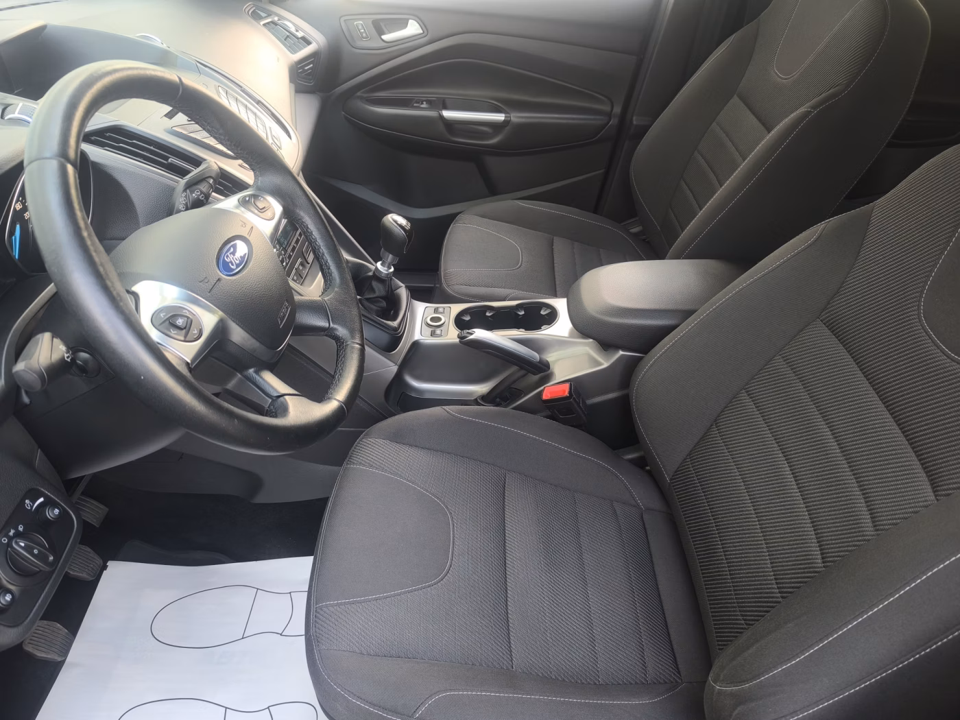 Ford Kuga фото 8