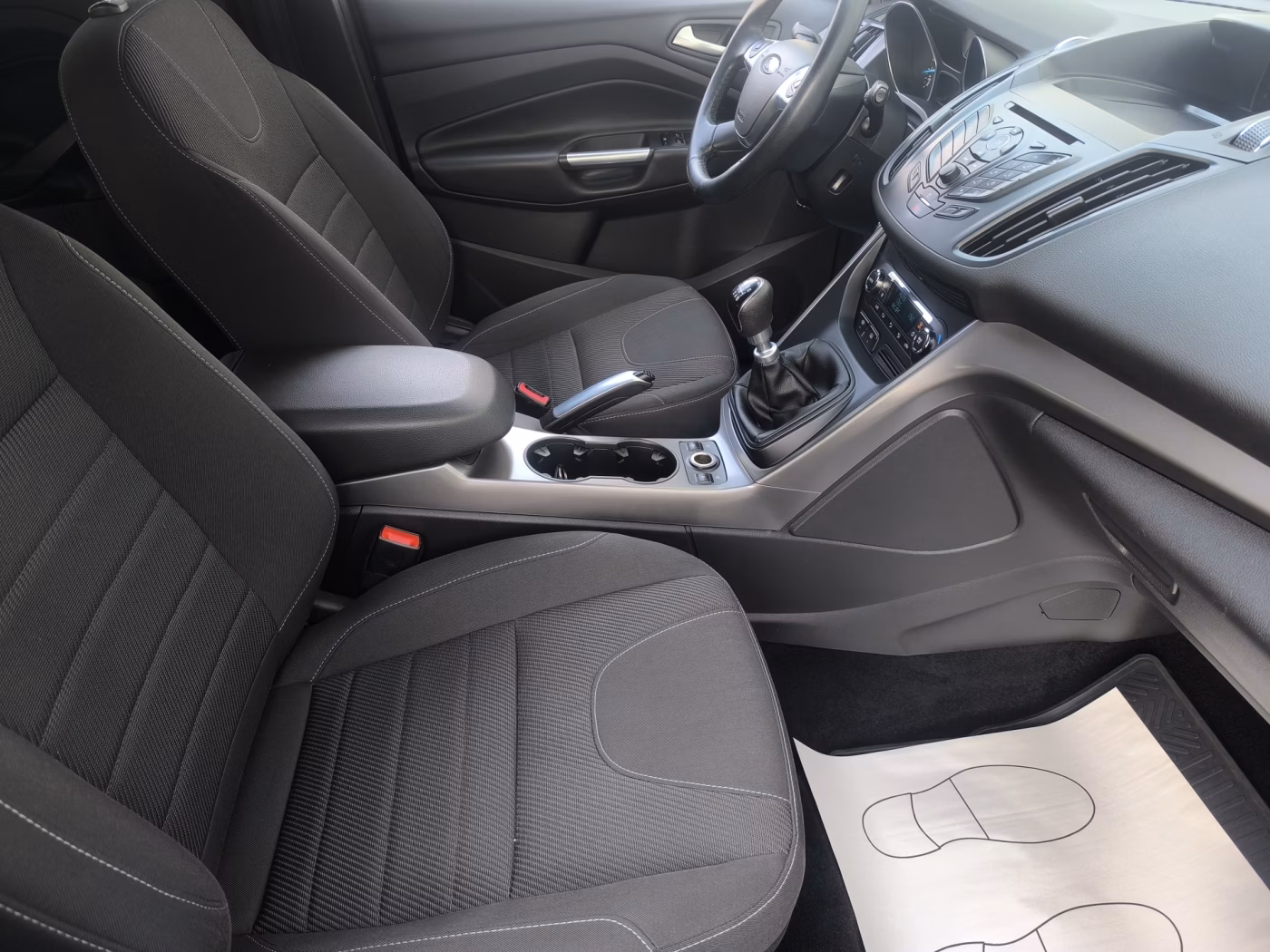 Ford Kuga фото 12