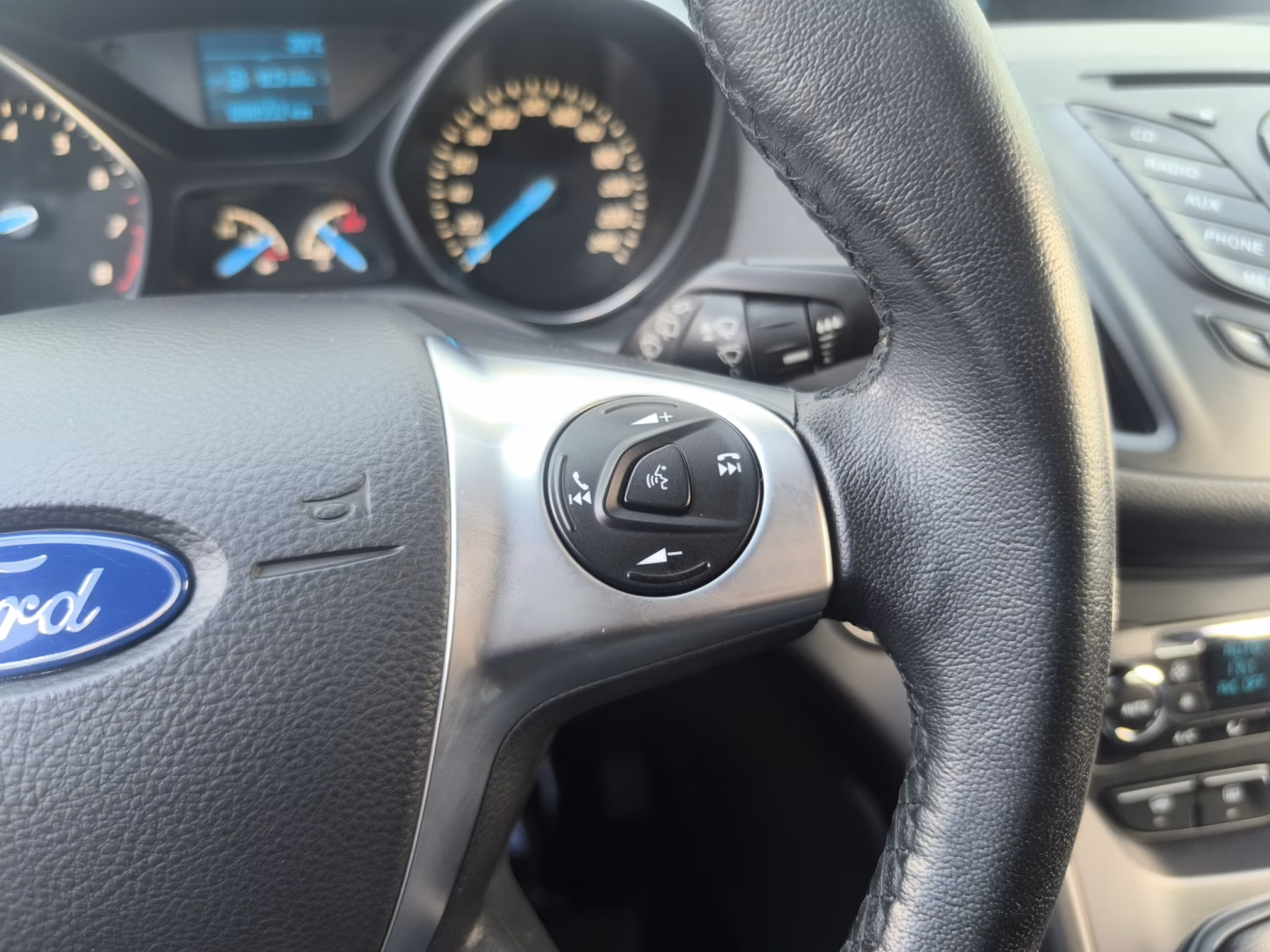 Ford Kuga фото 21