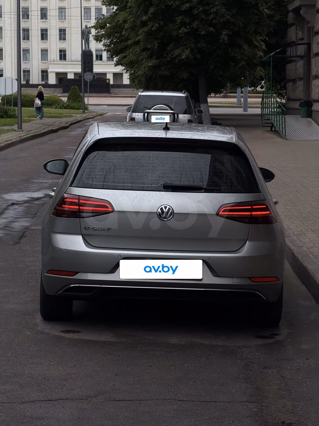 Volkswagen e-Golf фото 4