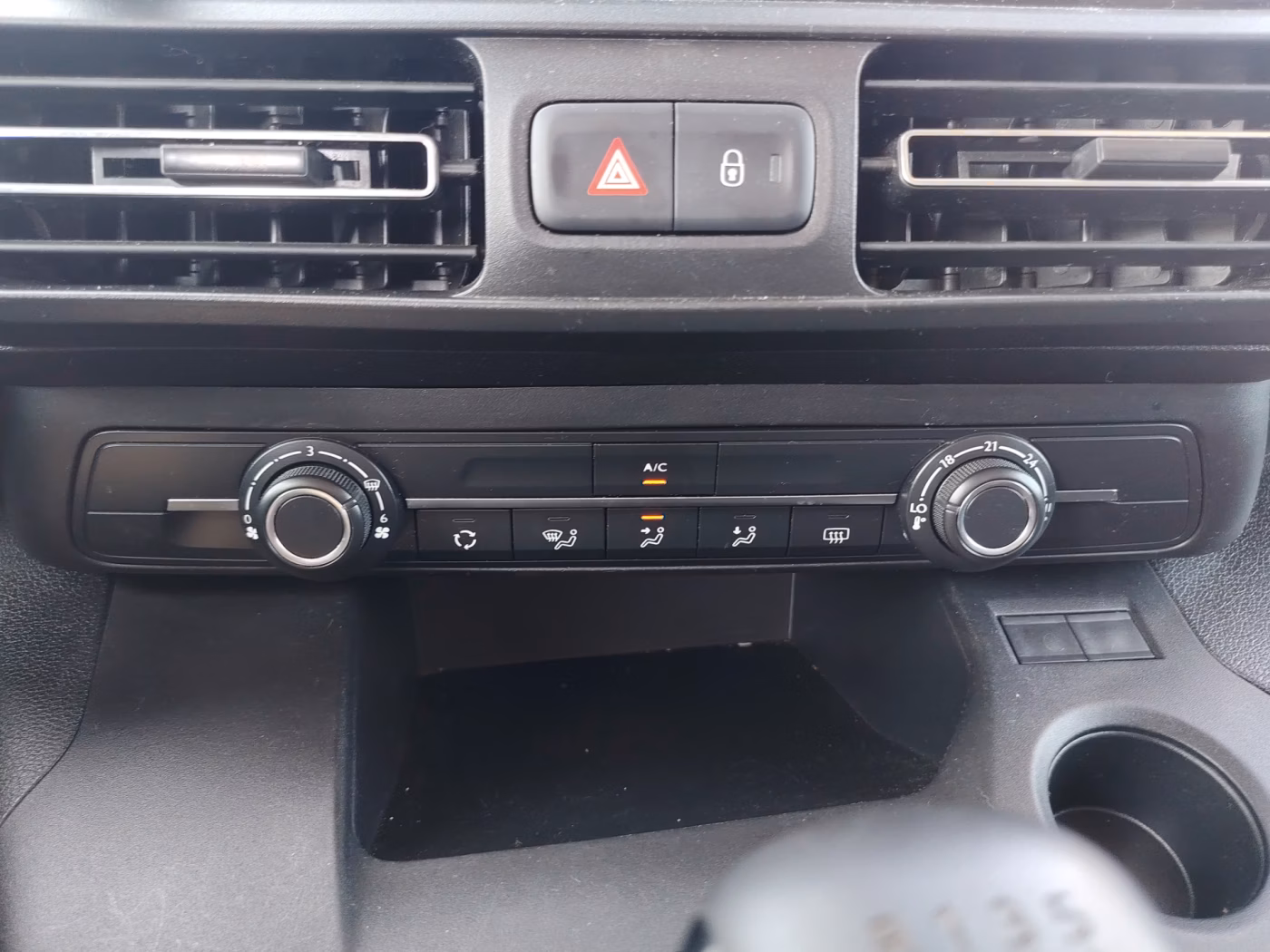 Opel Combo фото 15