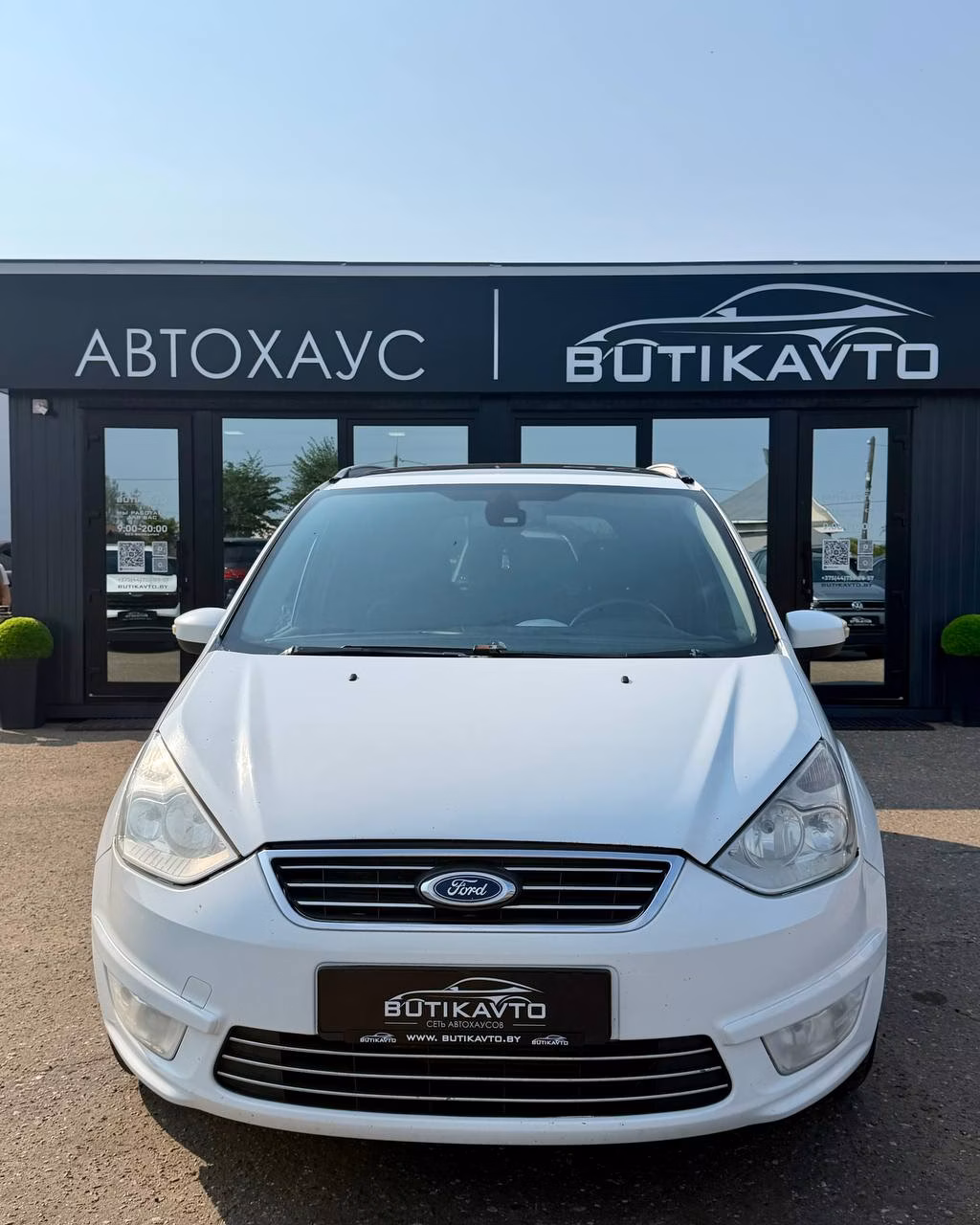 Ford Galaxy фото 2