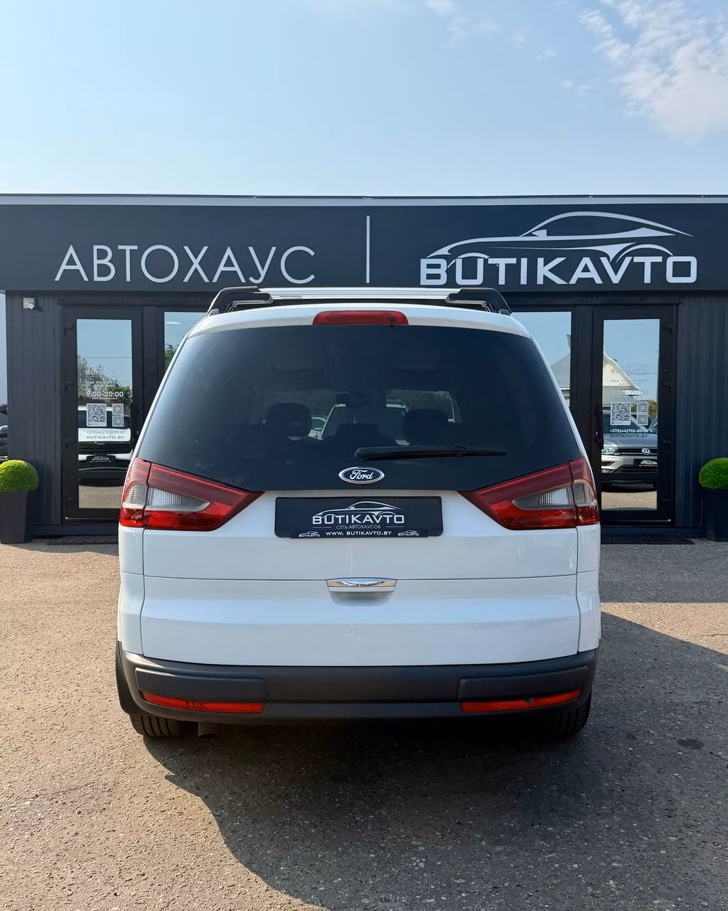 Ford Galaxy фото 6
