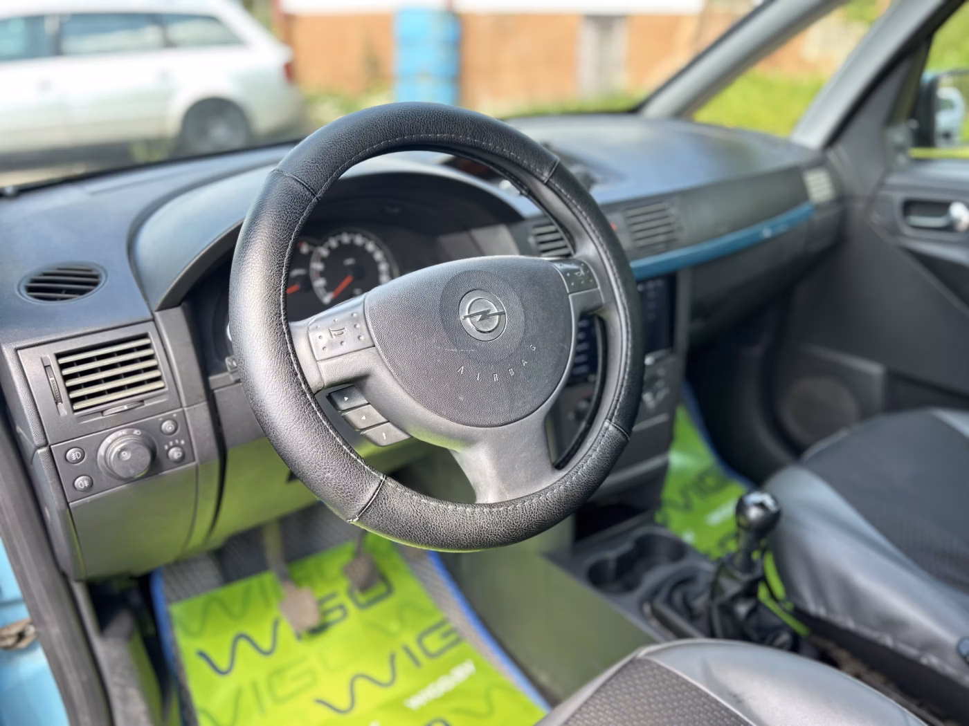 Opel Meriva фото 9