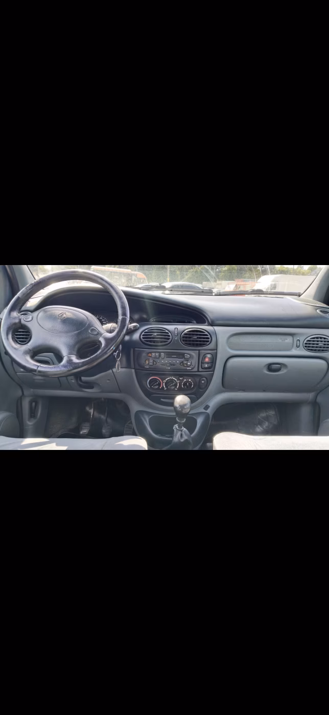 Renault Scenic фото 4