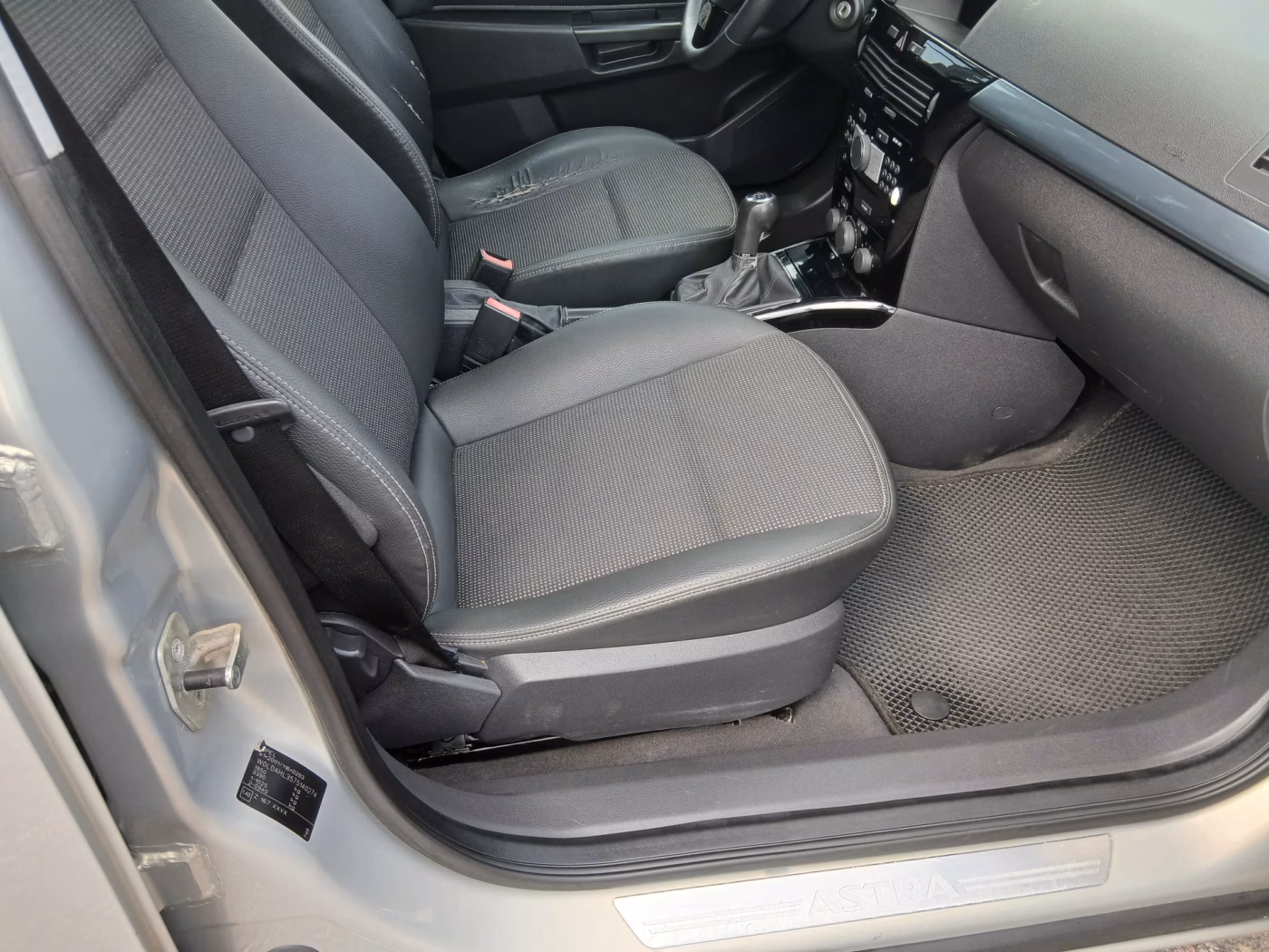 Opel Astra фото 19