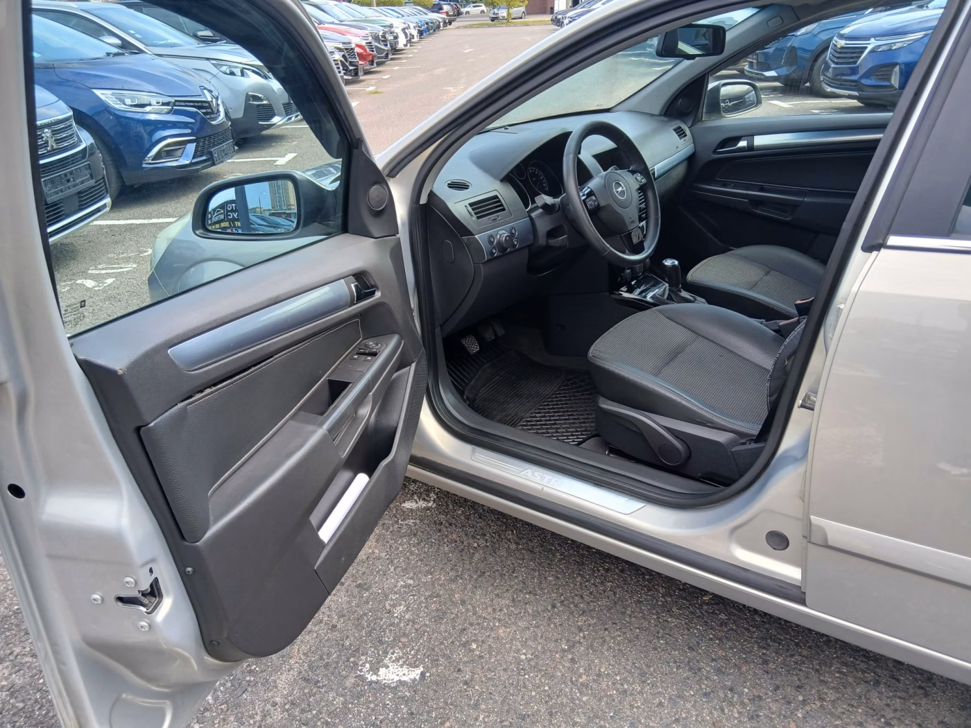 Opel Astra фото 14