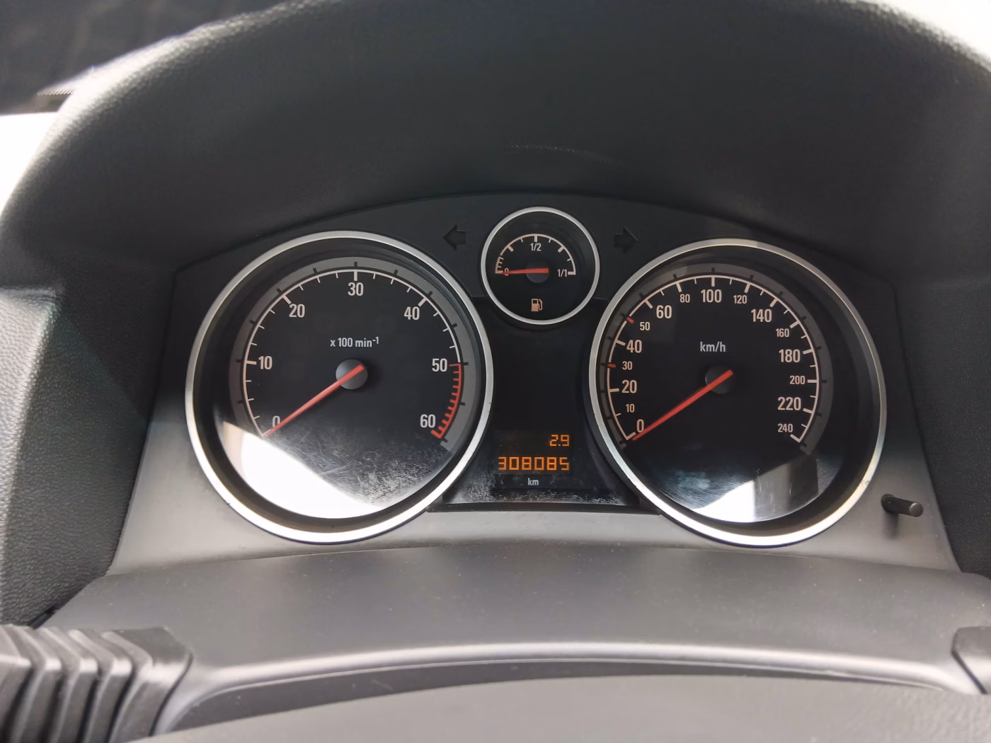 Opel Astra фото 26