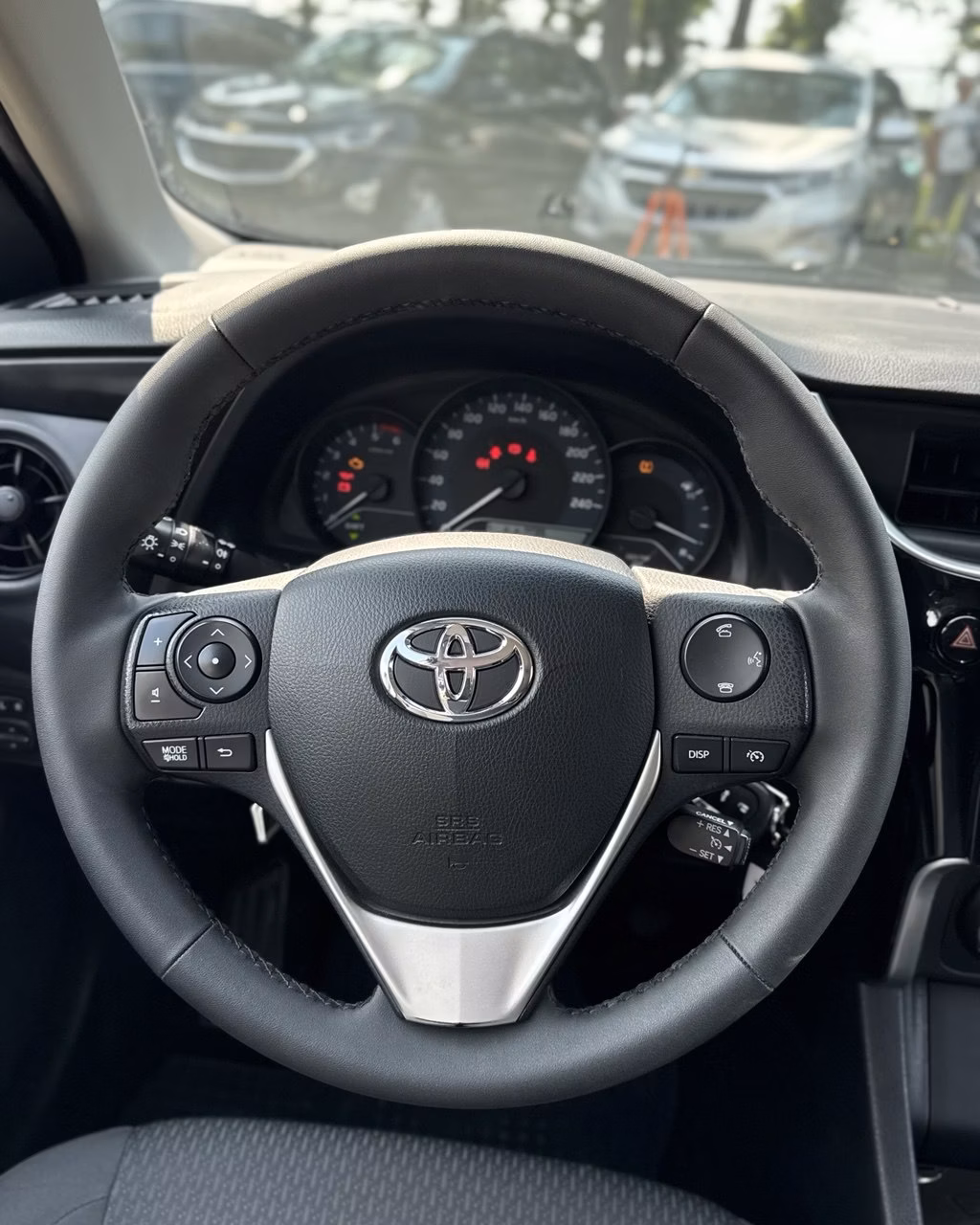 Toyota Corolla фото 15