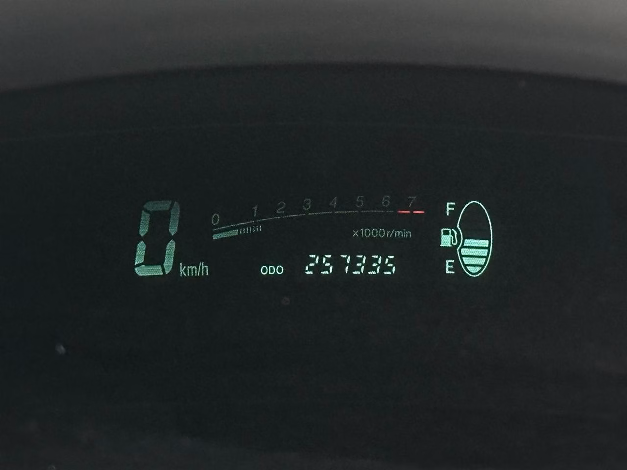 Toyota Yaris фото 23