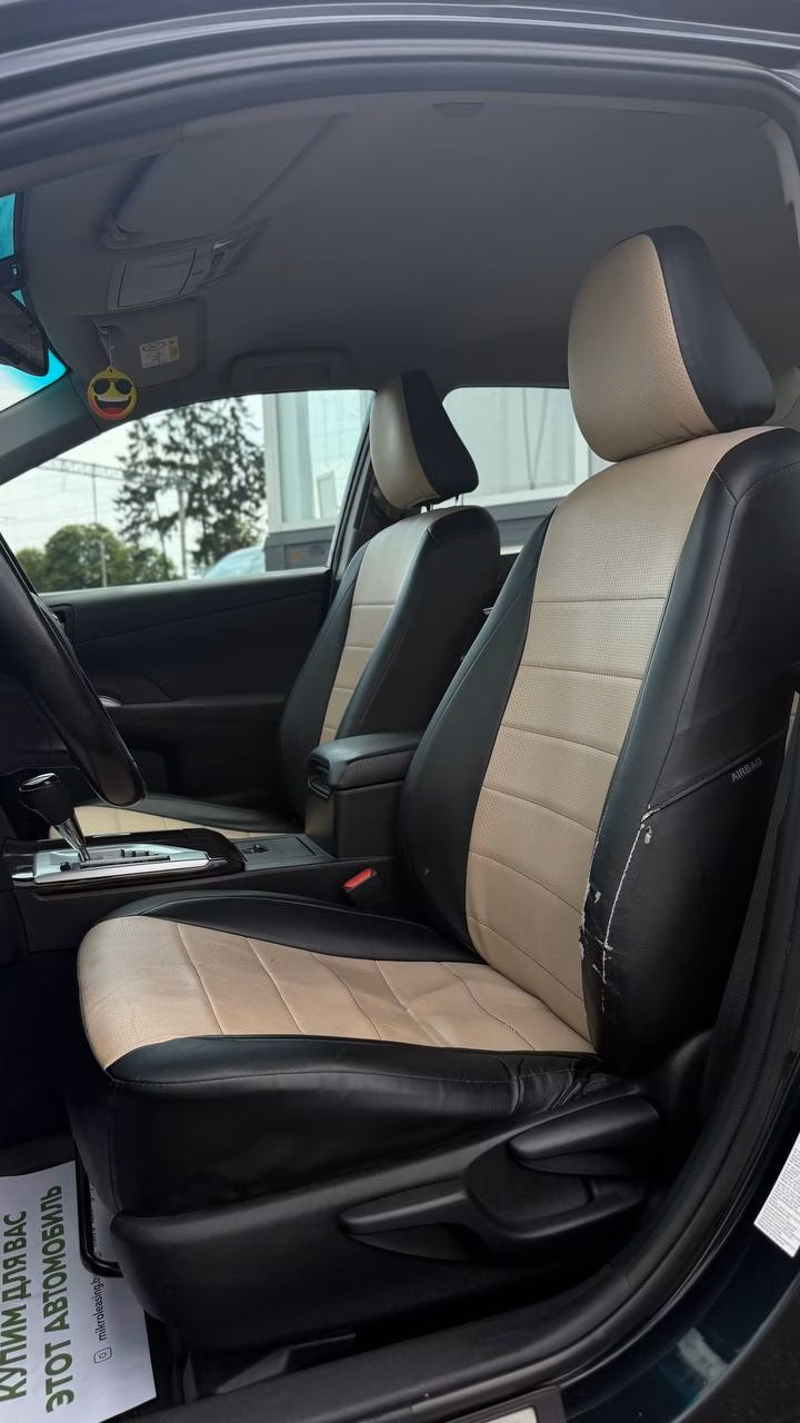 Toyota Camry фото 10