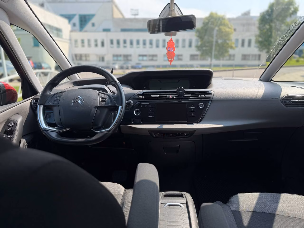 Citroen C4 Spacetourer фото 9