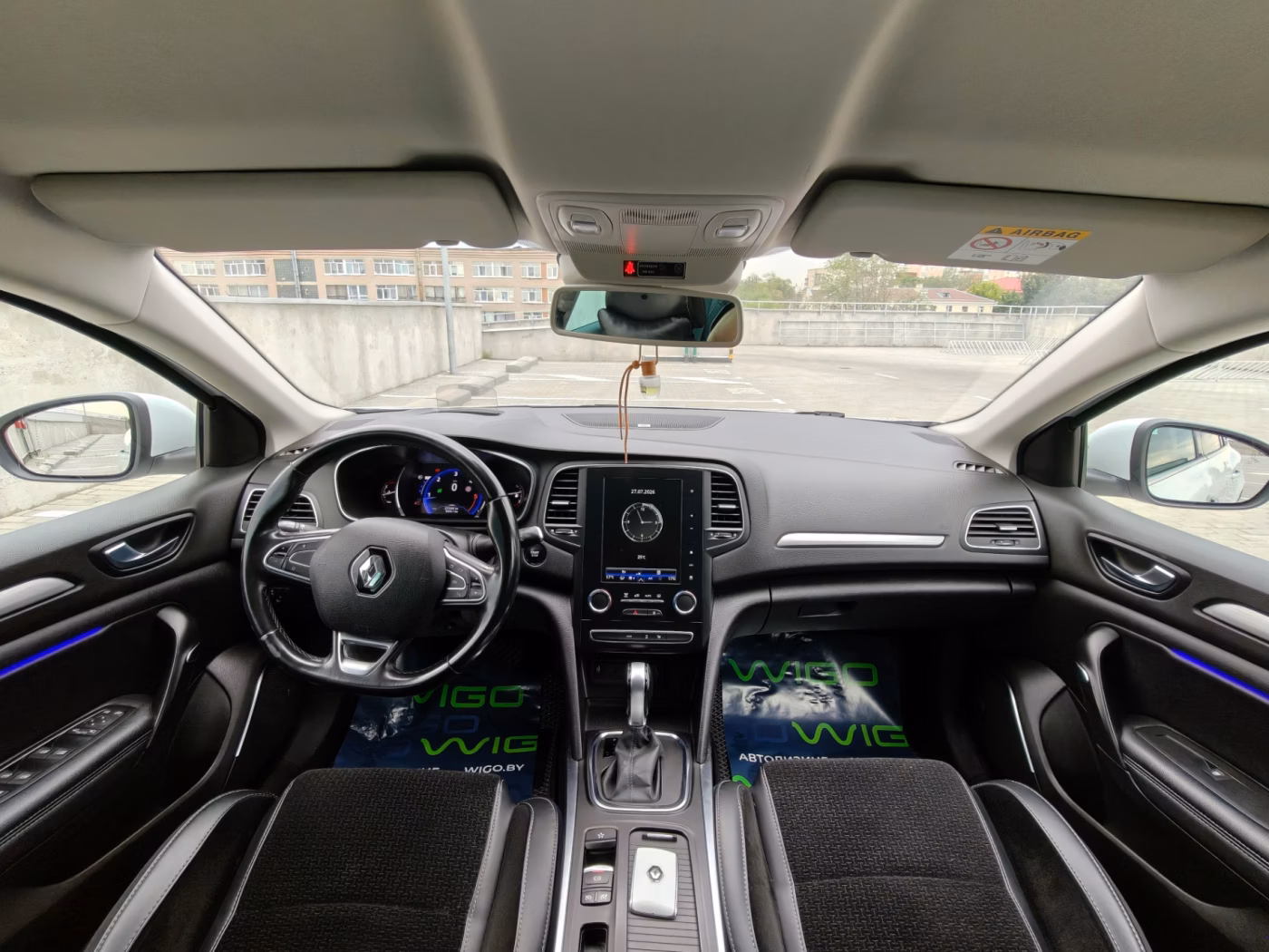 Renault Megane фото 8
