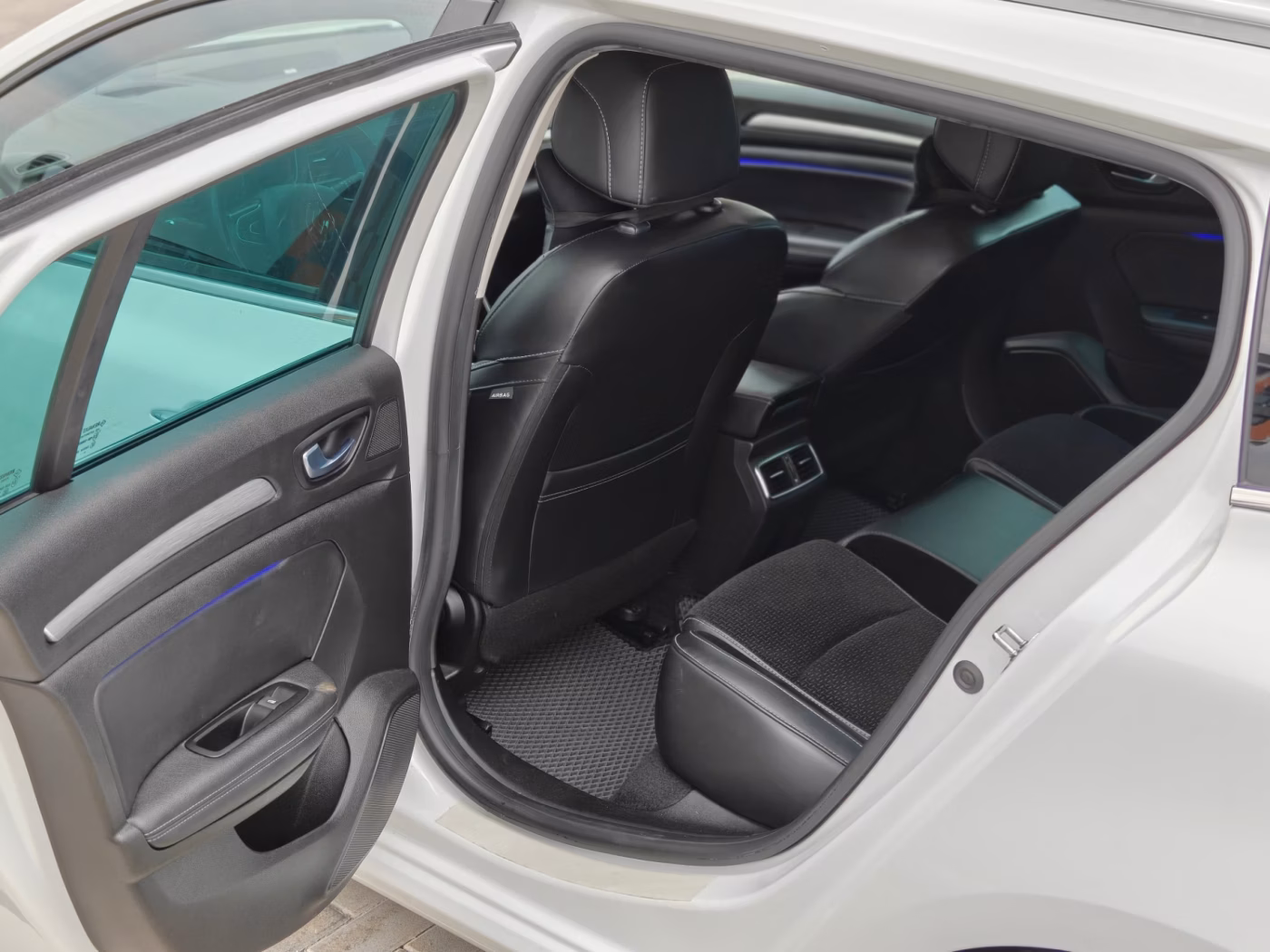 Renault Megane фото 14