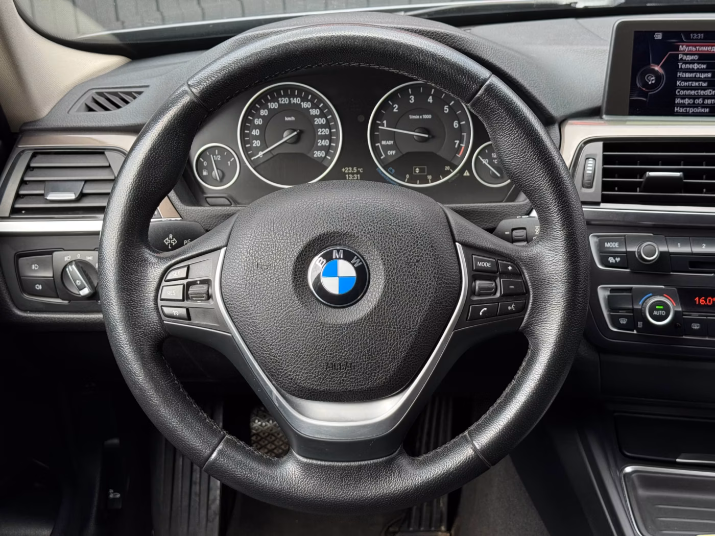 BMW 3 серия фото 13