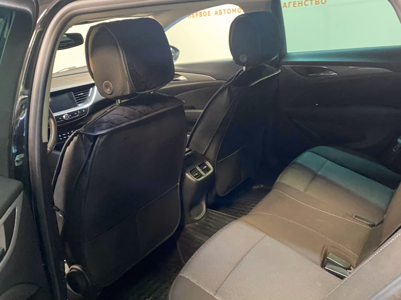 Opel Insignia фото 6