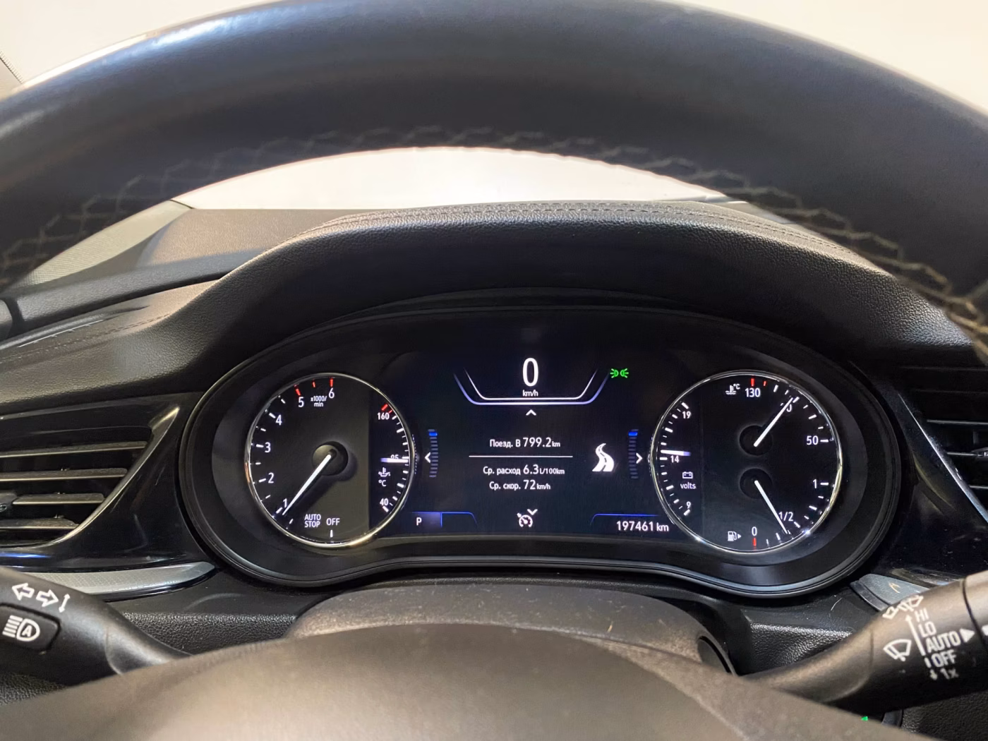 Opel Insignia фото 8