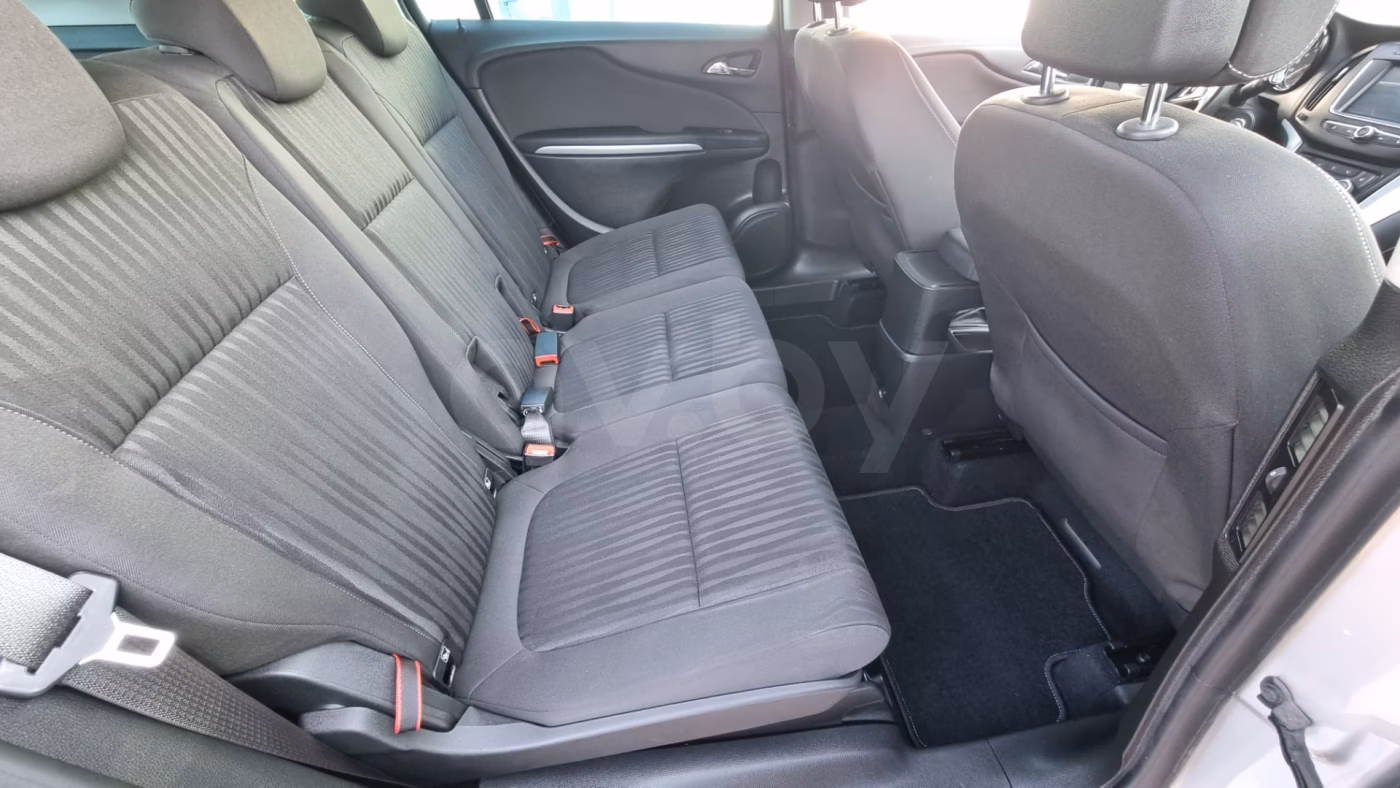 Opel Zafira фото 14
