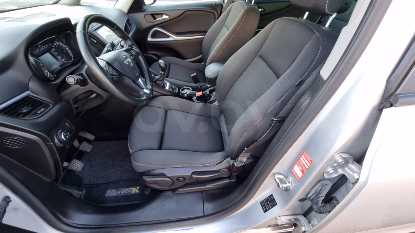 Opel Zafira фото 11