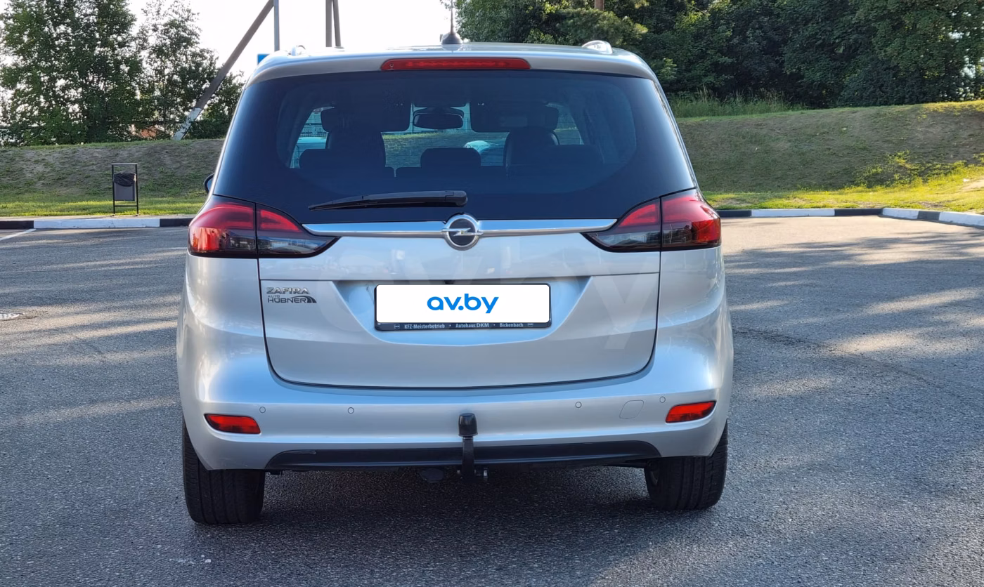 Opel Zafira фото 5