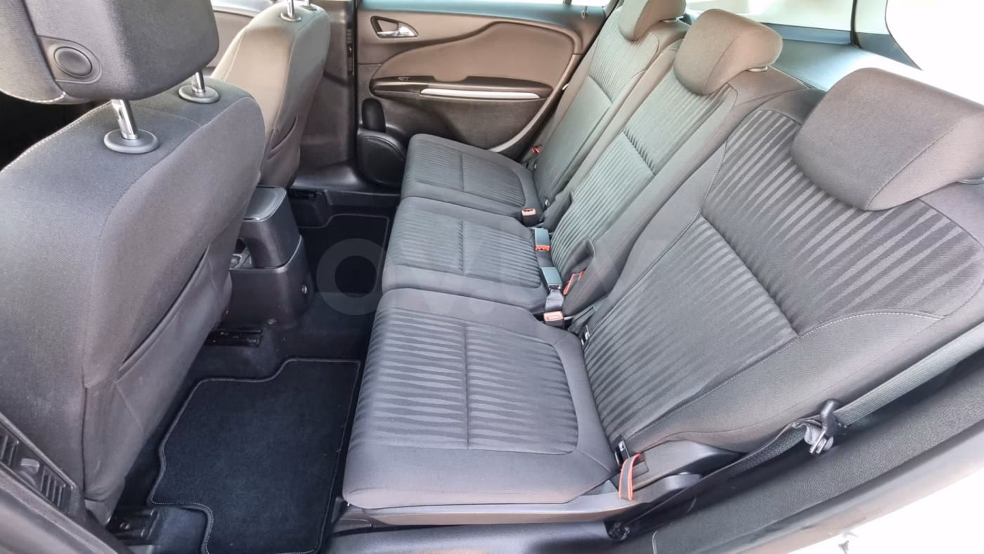 Opel Zafira фото 13