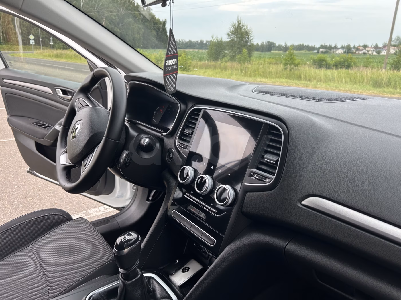 Renault Megane фото 12
