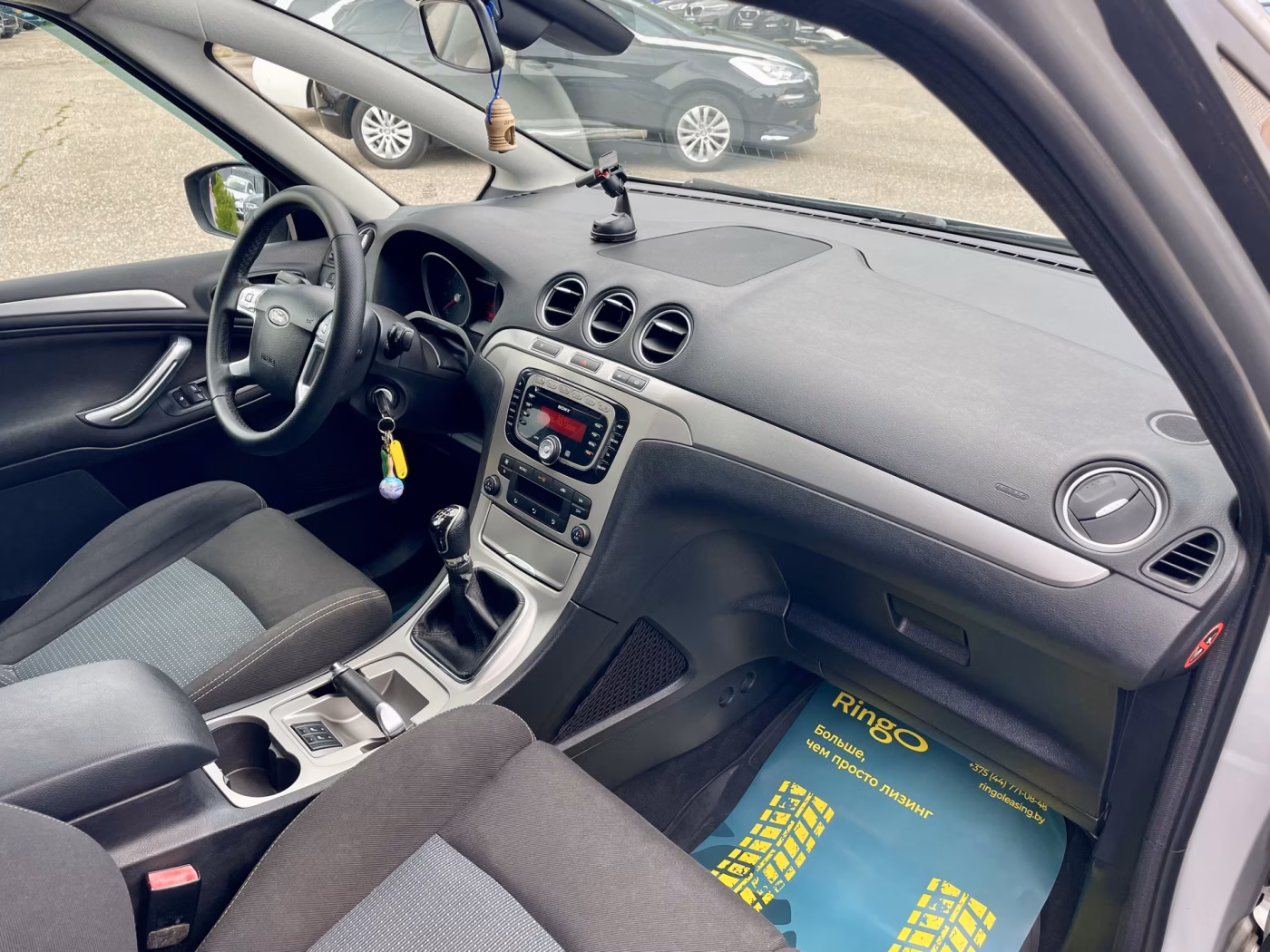 Ford S-MAX фото 19