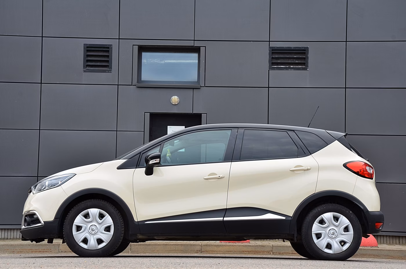 Renault Captur фото 5