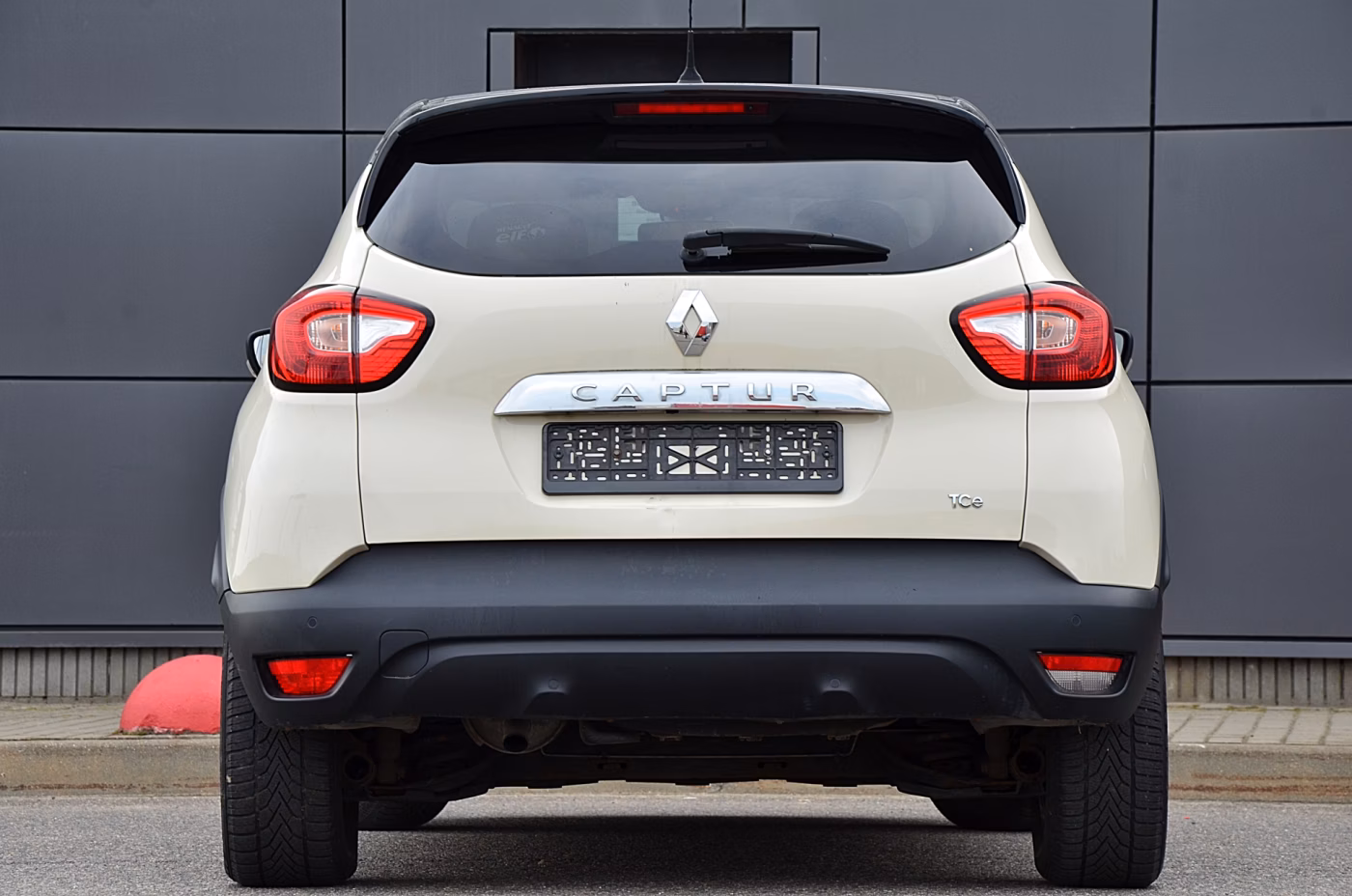 Renault Captur фото 8
