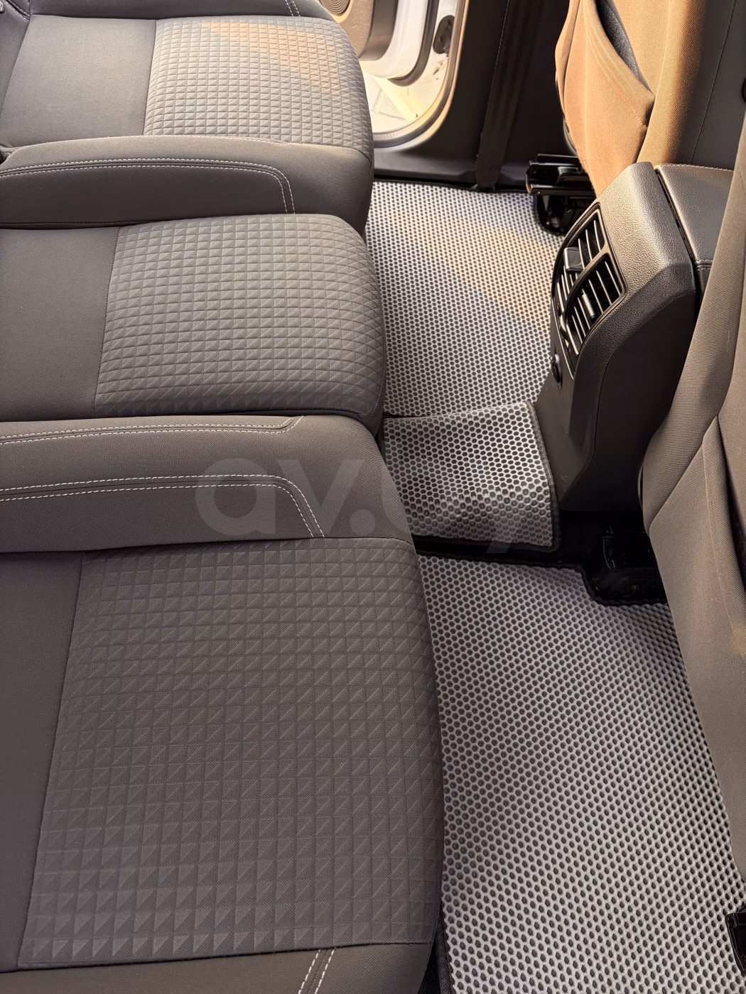Ford C-MAX фото 11