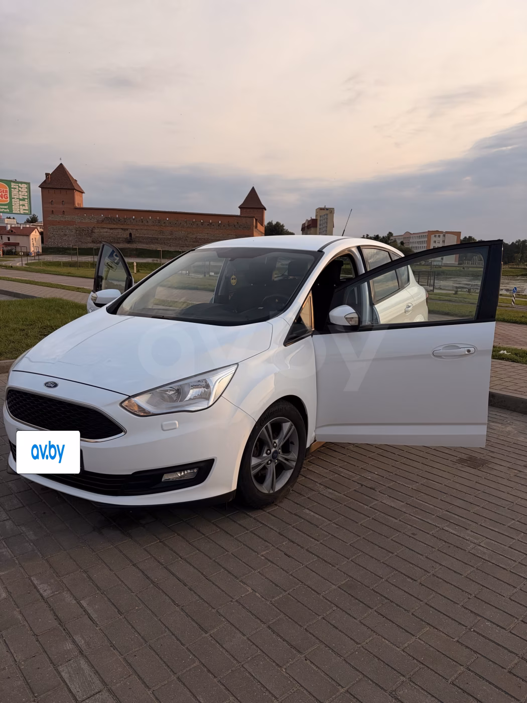Ford C-MAX фото 14
