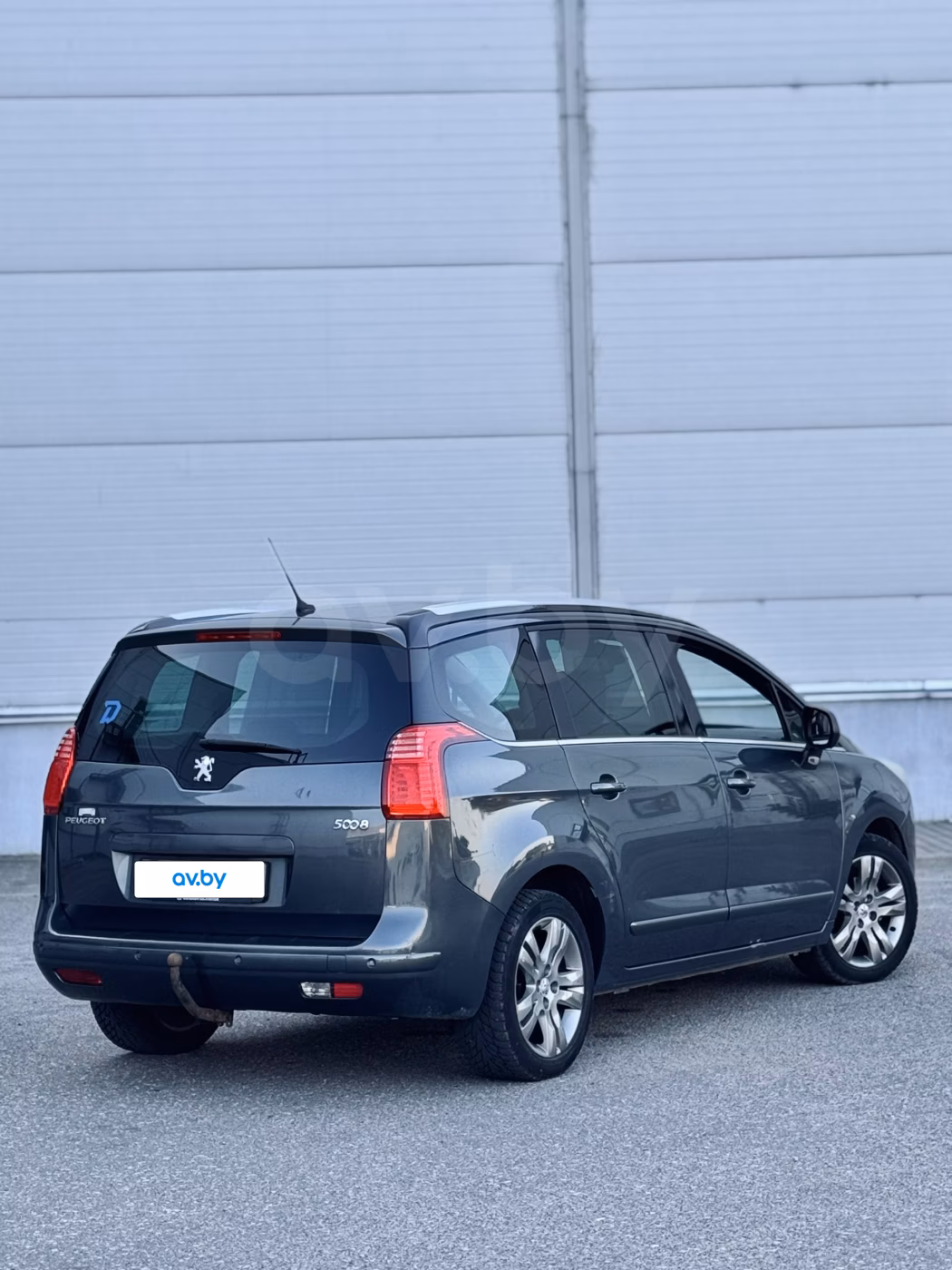 Peugeot 5008 фото 3