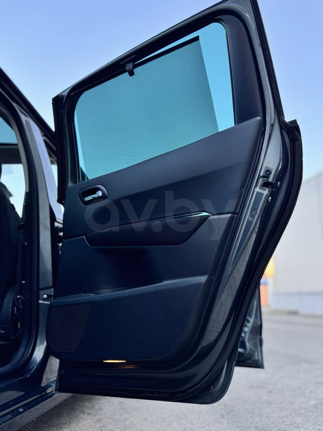 Peugeot 5008 фото 11