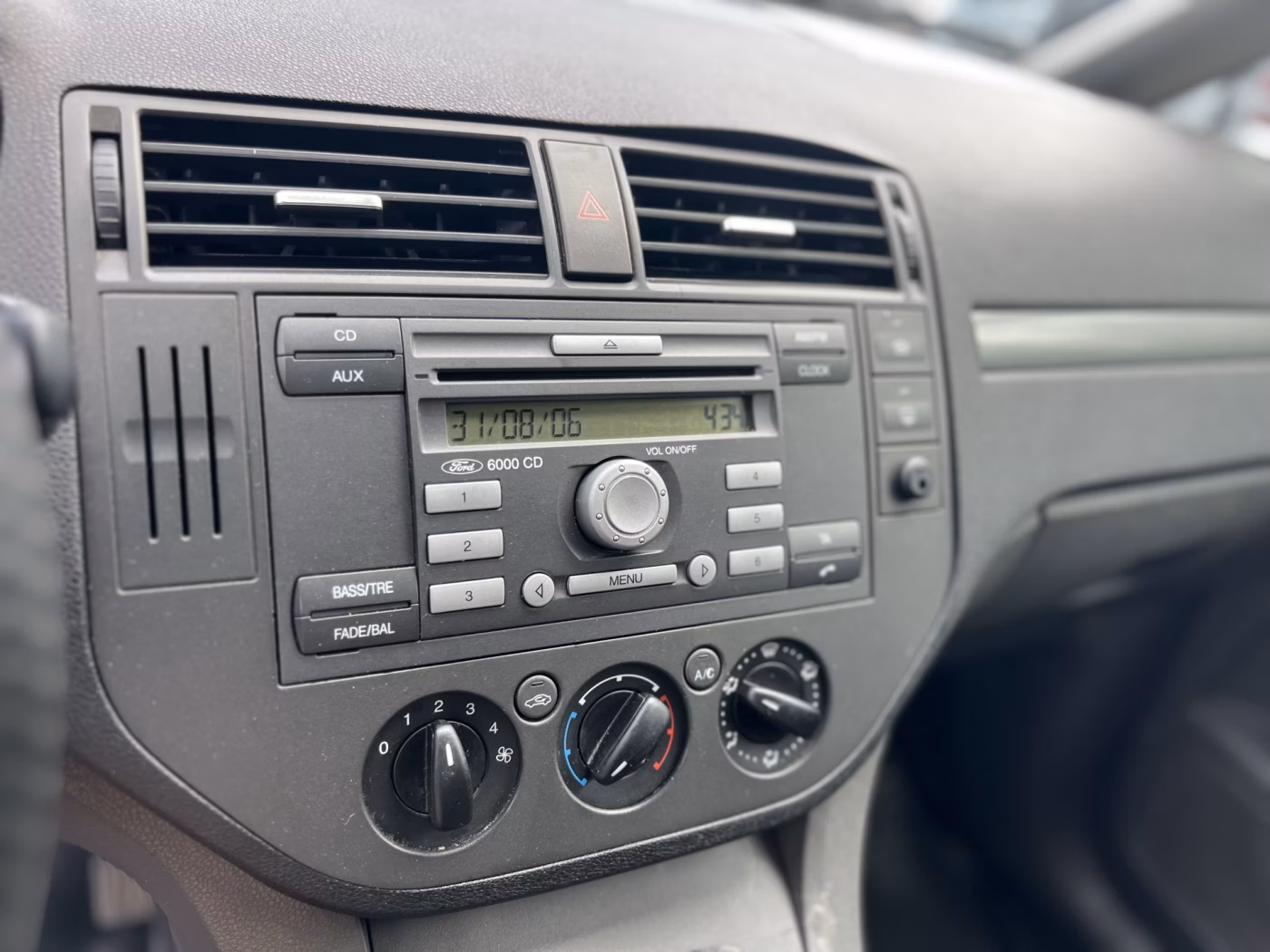 Ford C-MAX фото 9