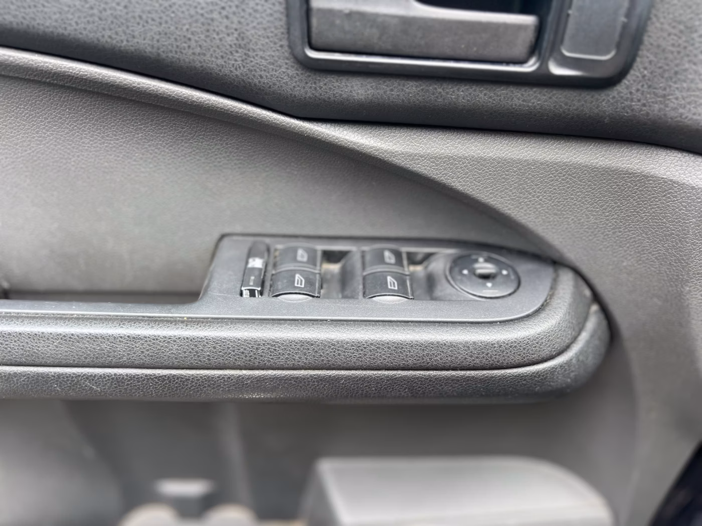 Ford C-MAX фото 12
