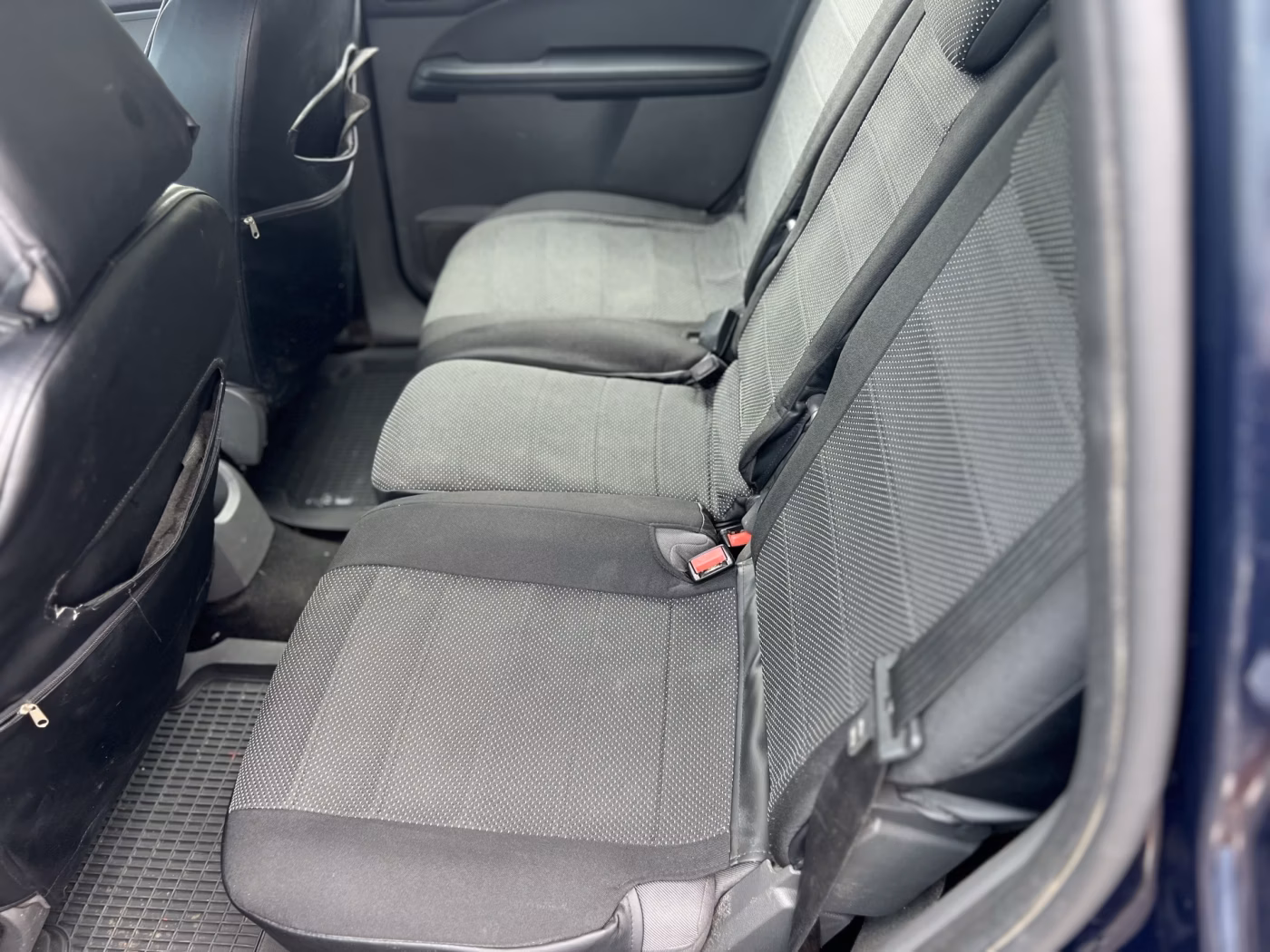 Ford C-MAX фото 15