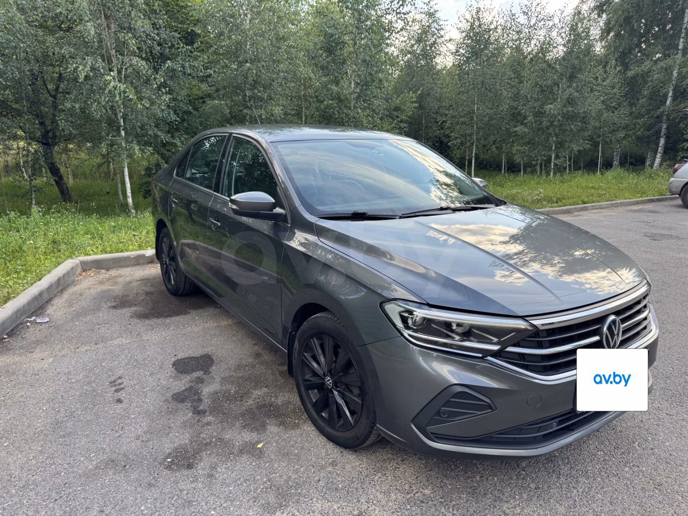 Volkswagen Polo Sedan фото 4