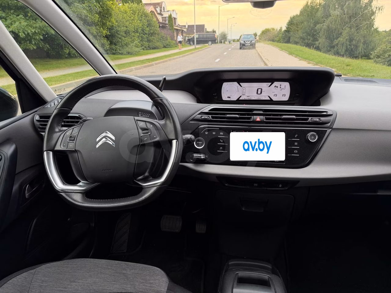 Citroen C4 Grand Spacetourer фото 5