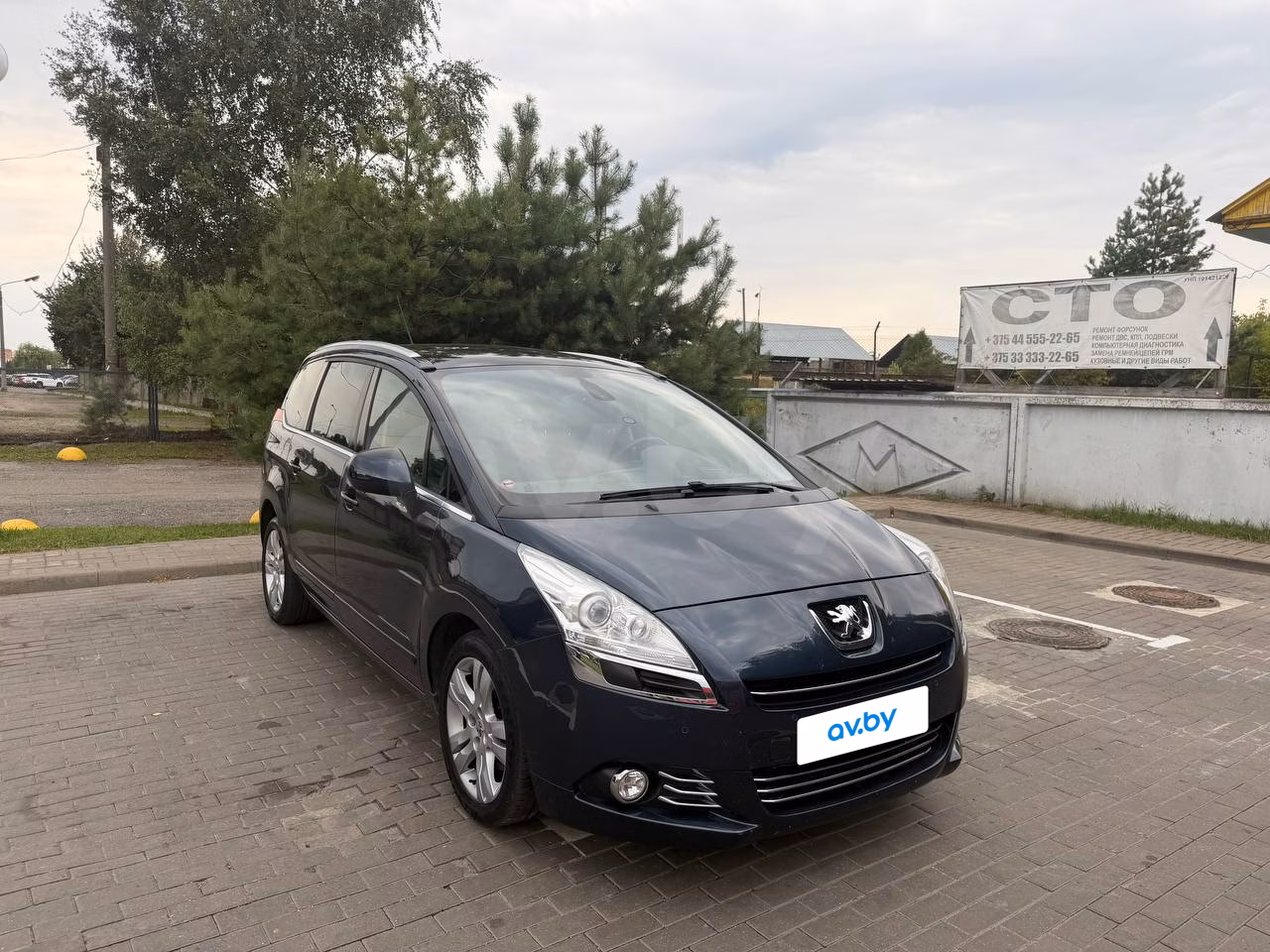 Peugeot 5008 фото 16