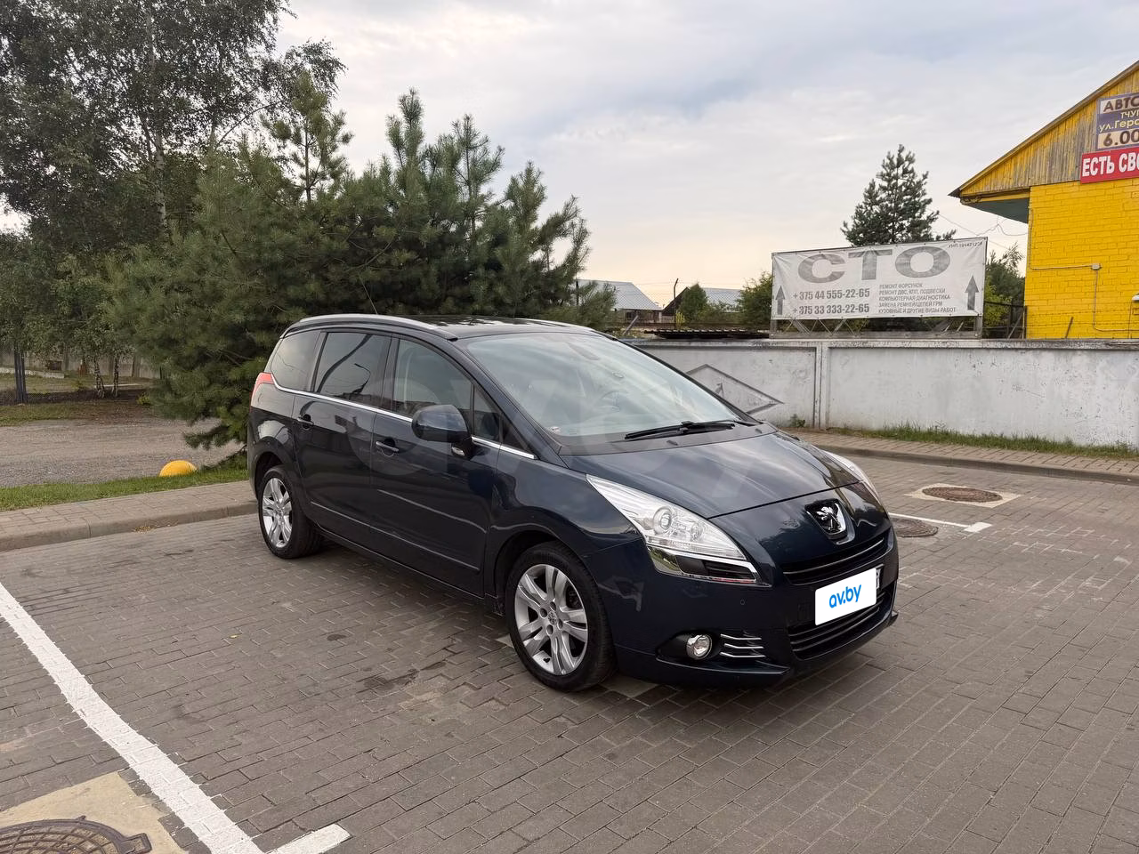 Peugeot 5008 фото 17